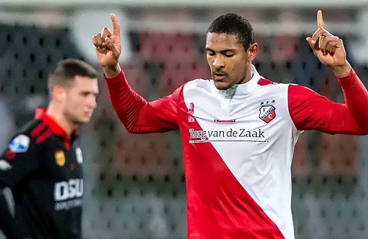 虽然詹姆斯 虽然詹姆斯